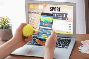Żeby pewniaki bukmacherskie znajdować samodzielnie, potrzebna jest duża wiedza sportowa i bukmacherska Pewniaki bukmacherskie - analiza i wiedza sportowa