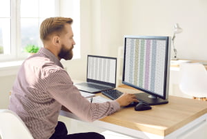 Oddsmaker pracuje przede wszystkim na liczbach zakłady bukmacherskie - praca oddsmakera
