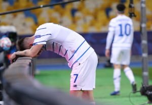 Liga Mistrzów 2020/2021 - przetrzebiony skład Dynama Kijów przegrał mecz u siebie z FC Barceloną wynikiem 0:4 Obstawianie Ligi Mistrzów - forma i skład drużyn