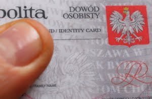 Jeśli skan dowodu osobistego gracza jest nieczytelny, bukmacher może poprosić o jego ponowne przesłanie Problemy z bukmacherem online - weryfikacja konta gracza